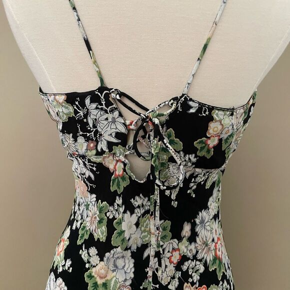 Vintage Rouge Floral Midi Dress - Picture 5 of 8